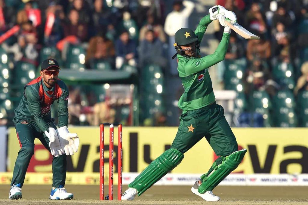 Pakistan's all-time leading run-getters in T20 International cricket